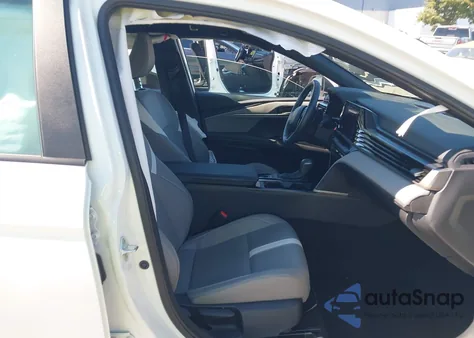 2025 Toyota Camry Se из США, поврежденный, VIN 4T1DAACK6SU019418